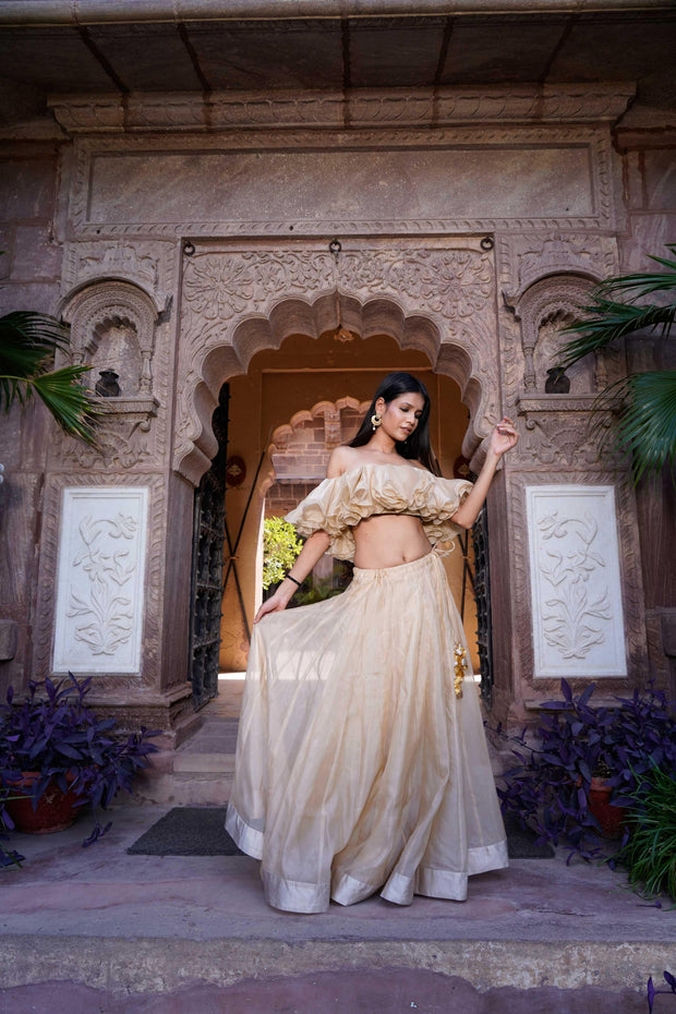 Ivory lehenga set - Piirona